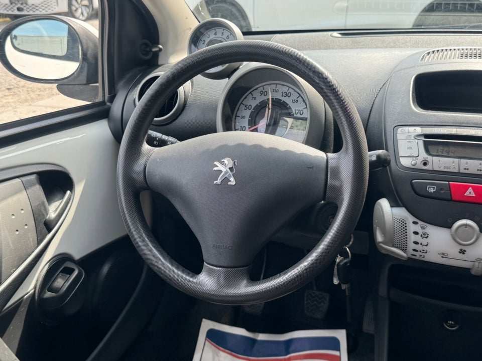 Peugeot 107 1,0 Active 5d