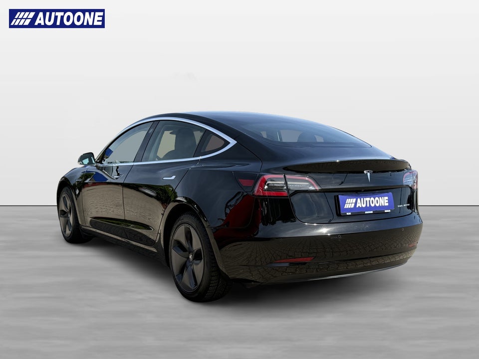 Tesla Model 3 Long Range AWD 4d