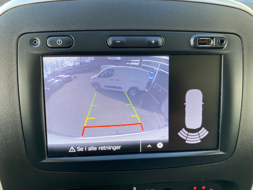 Renault Trafic T29 2,0 dCi 145 L1H1