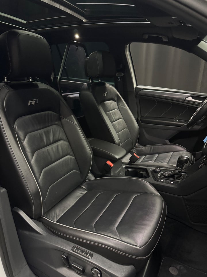 VW Tiguan 2,0 TSi 180 R-line DSG 4Motion Van 5d