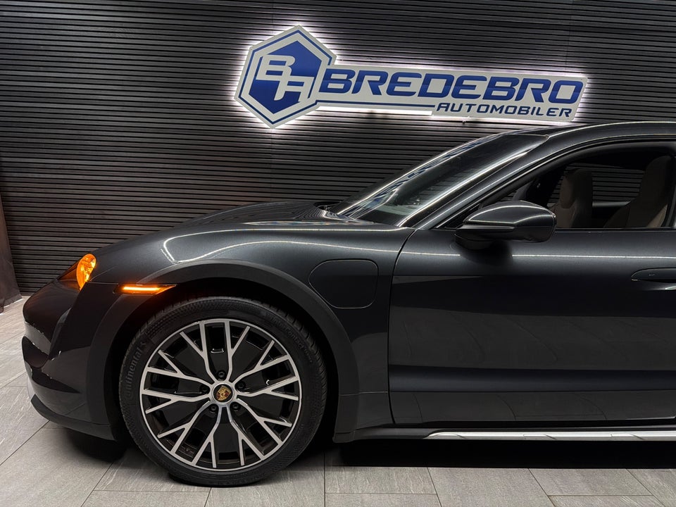 Porsche Taycan 4 Performance+ Cross Turismo 5d