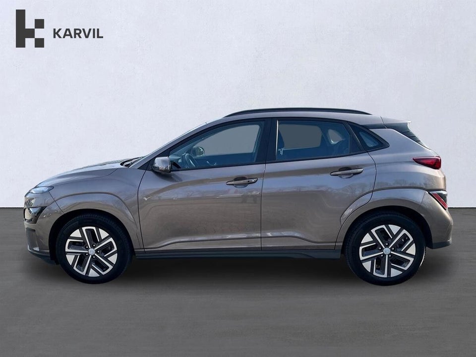 Hyundai Kona 64 EV Essential 5d