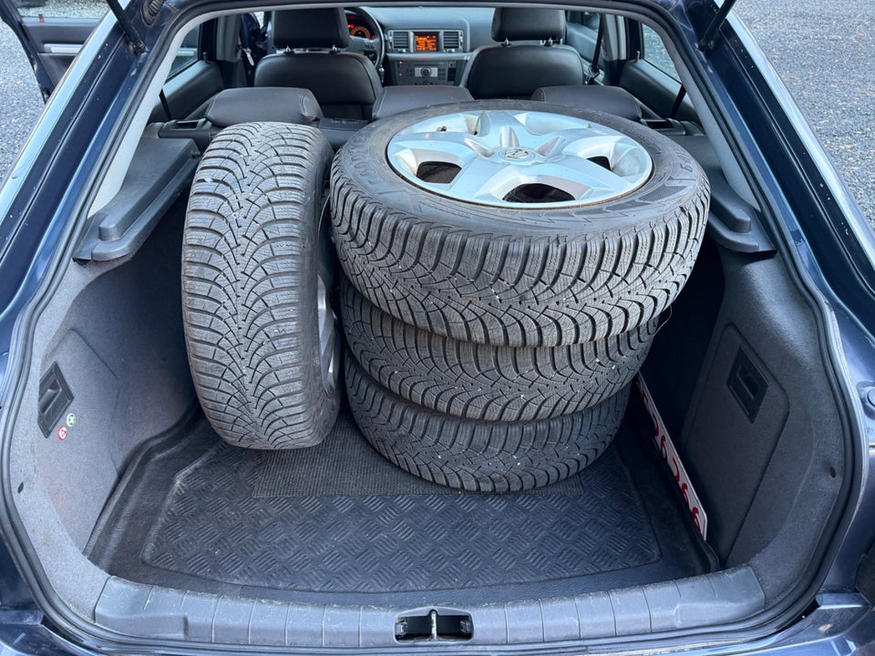 Opel Vectra 2,2 16V 155 Elegance 4d