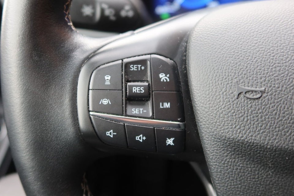 Ford Kuga 2,5 PHEV Vignale CVT 5d