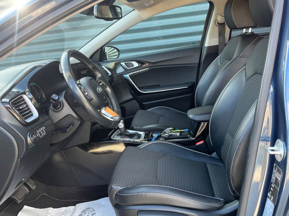 Kia XCeed 1,6 PHEV Upgrade DCT 5d