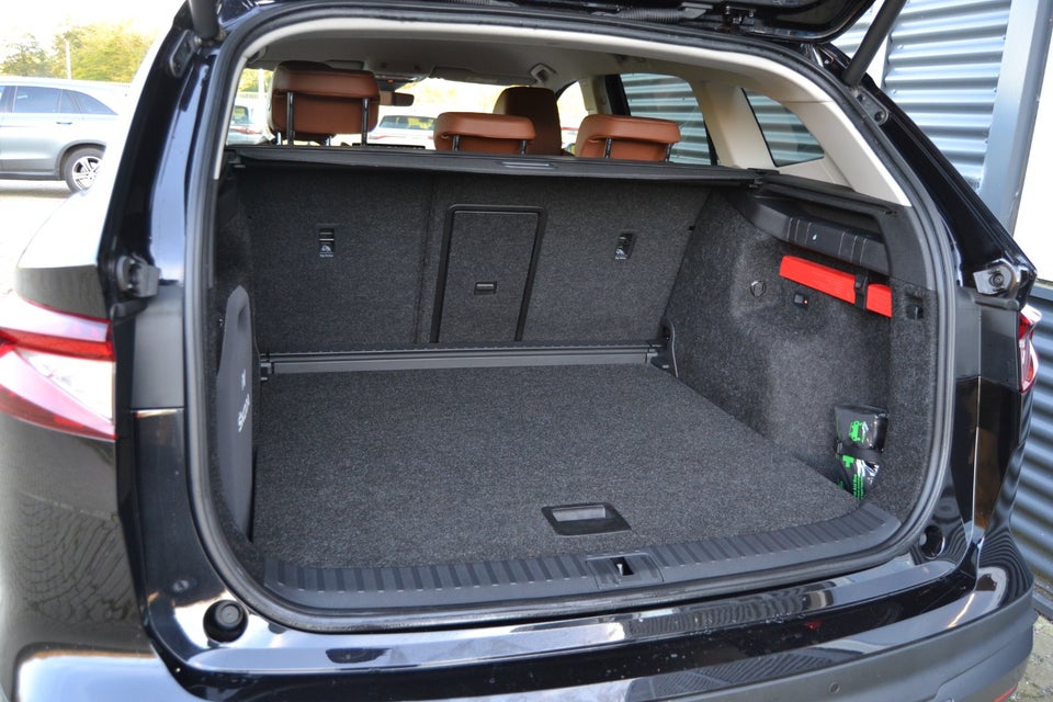 Skoda Enyaq 80 iV Suite 5d