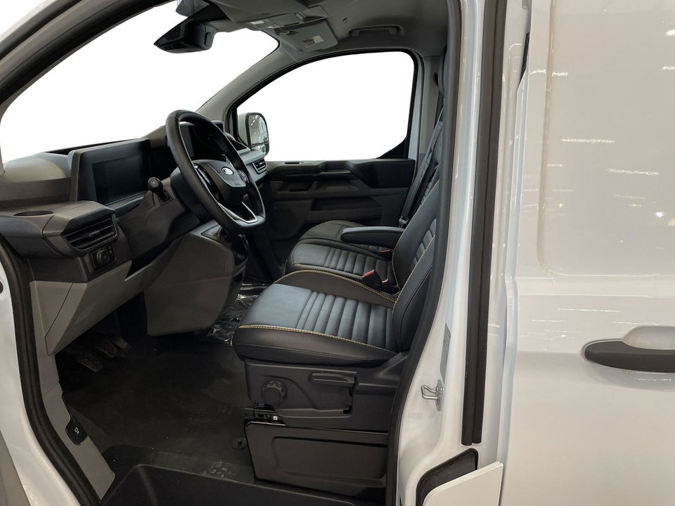 Ford Transit Custom 320L 2,0 EcoBlue Trail