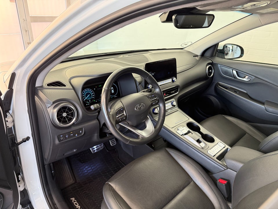 Hyundai Kona 64 EV Ultimate 5d