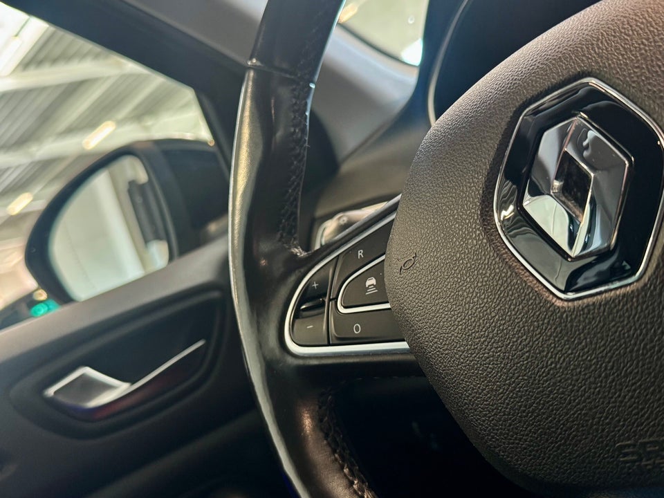 Renault Megane IV 1,3 TCe 160 Bose Edition Sport Tourer EDC 5d