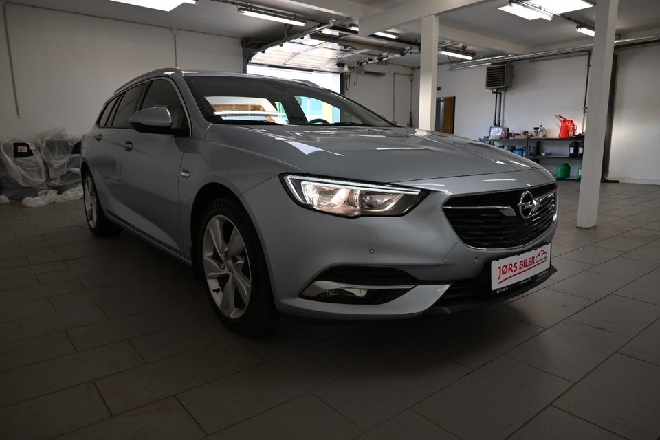 Opel Insignia 1,5 T 165 Dynamic Sports Tourer 5d