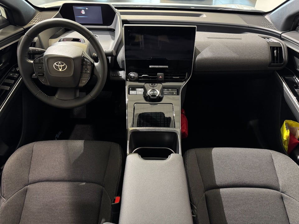 Toyota bZ4X Active 5d