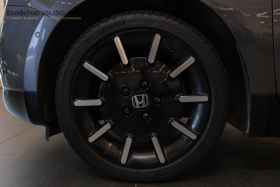 Honda e Advance 5d