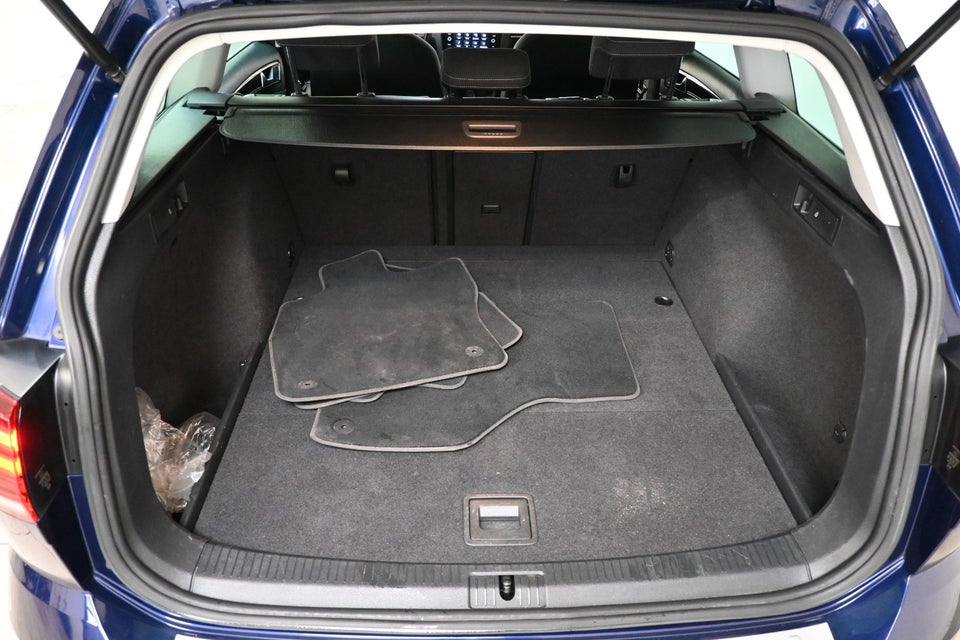 VW Golf VII 1,5 TSi 150 Highline Variant DSG 5d