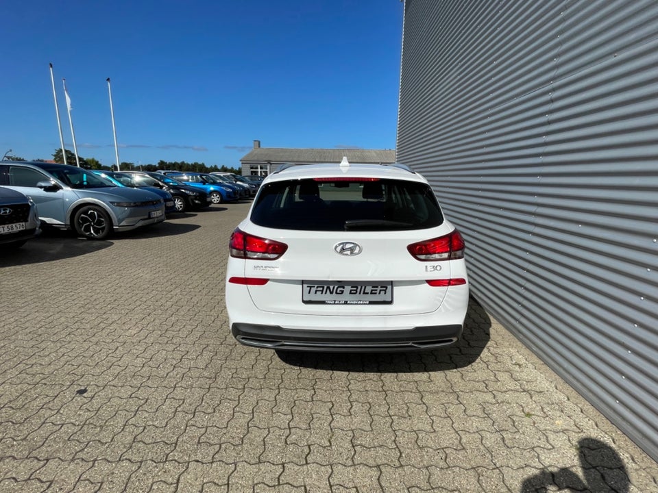 Hyundai i30 1,0 T-GDi Essential stc. 5d