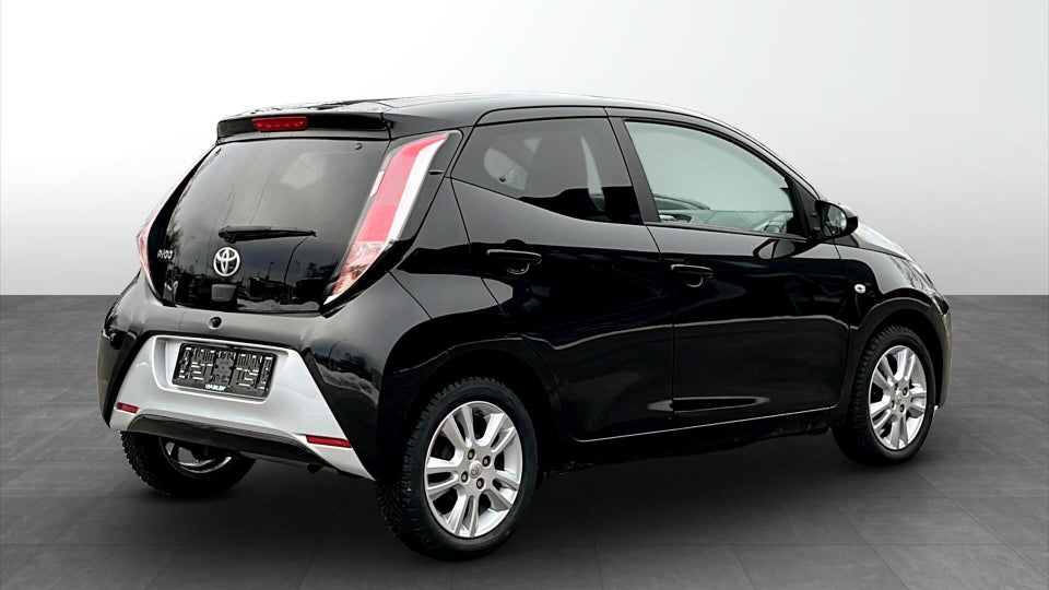 Toyota Aygo 1,0 VVT-i x-cellence 5d