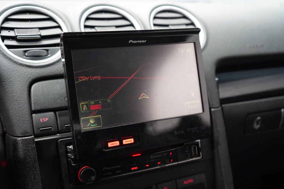 Audi A4 2,4 V6 Cabriolet Multitr. 2d