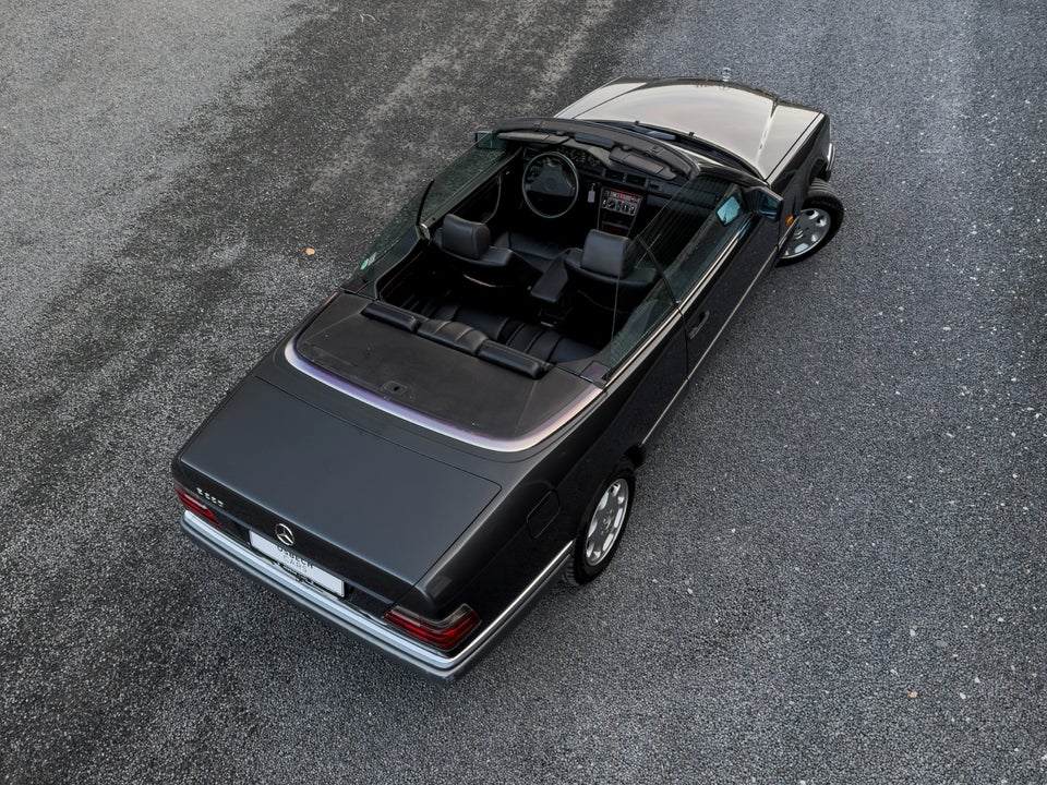 Mercedes E220 2,2 Cabriolet 2d