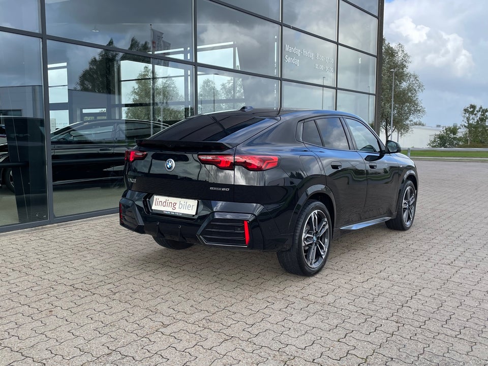 BMW iX2 eDrive20 M-Sport 5d
