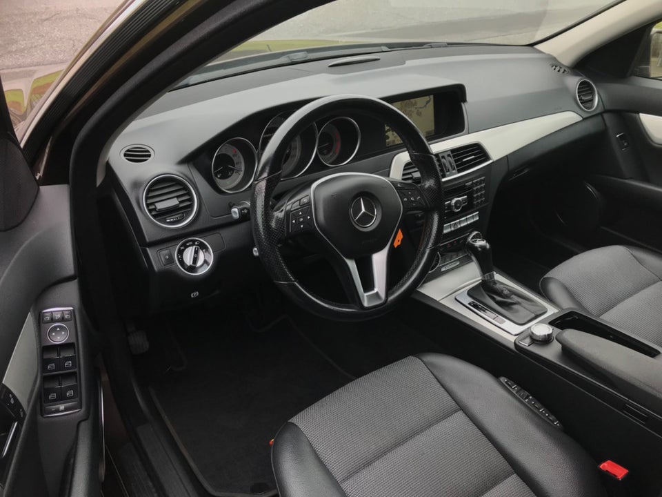 Mercedes C200 2,2 CDi Avantgarde stc. aut. BE 5d