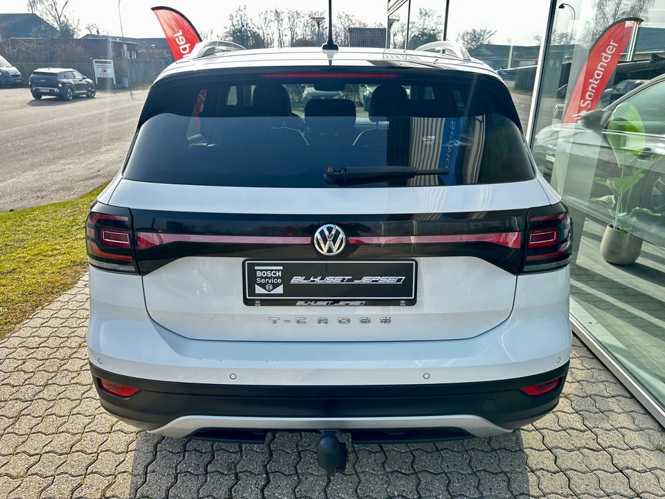 VW T-Cross 1,0 TSi 115 First Edition 5d
