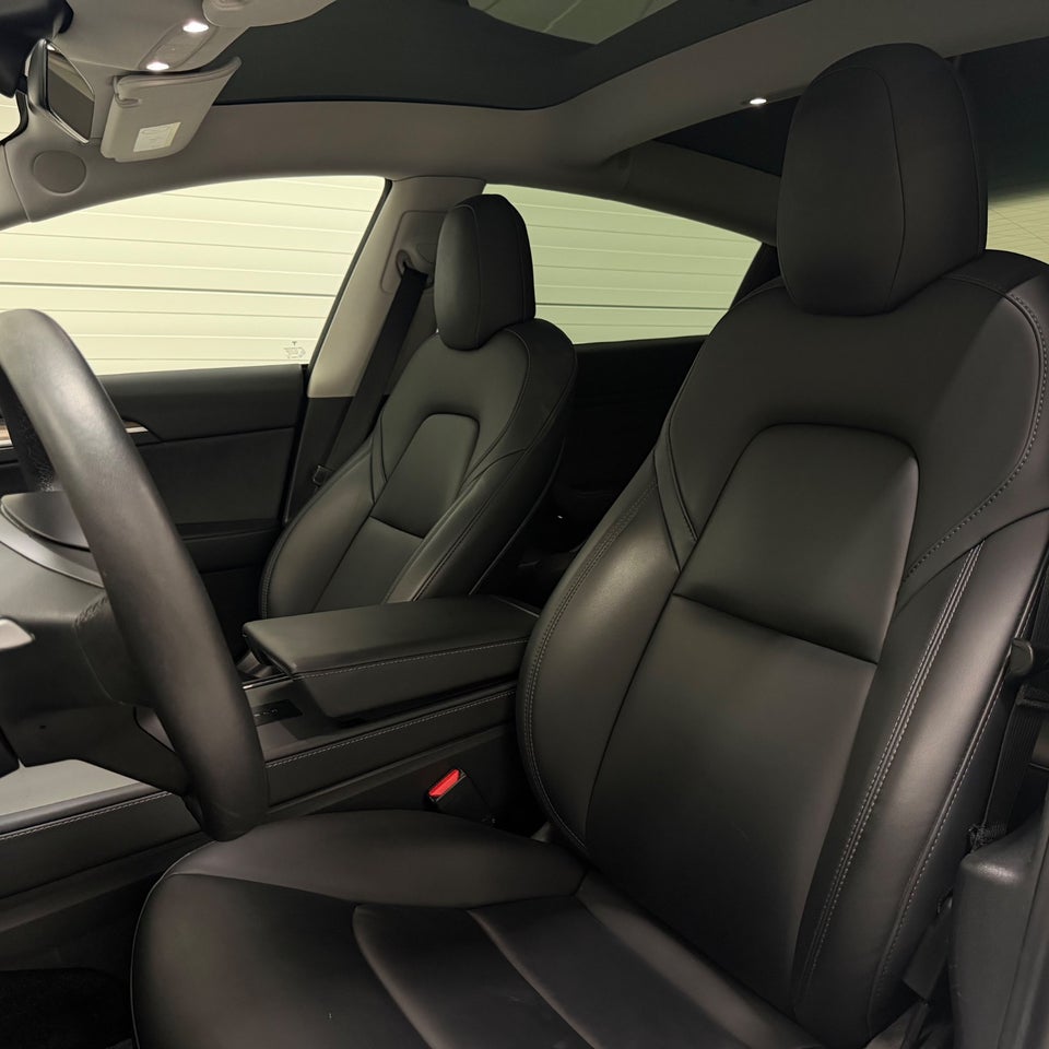 Tesla Model 3 Long Range AWD 4d
