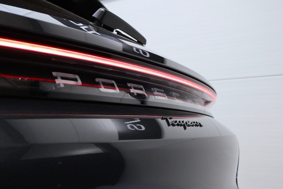 Porsche Taycan Sport Turismo 5d