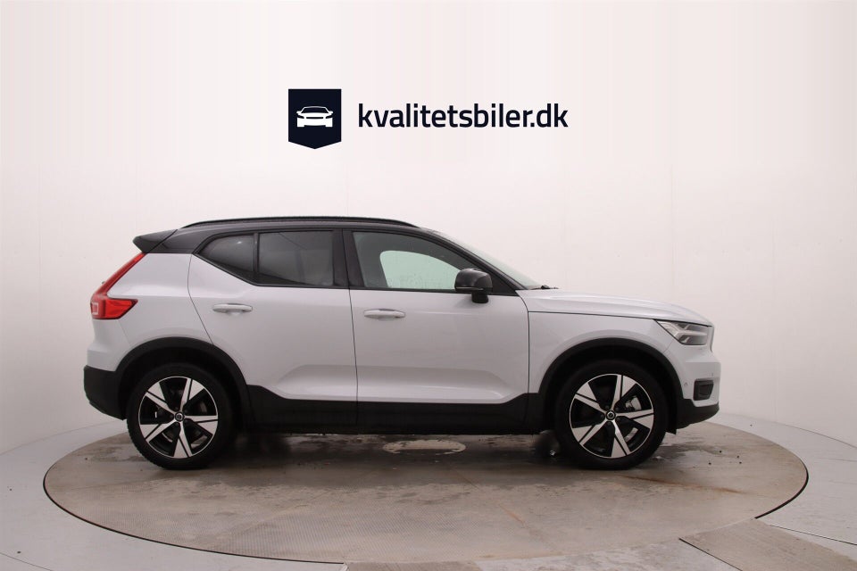 Volvo XC40 P8 ReCharge Twin Pro 5d