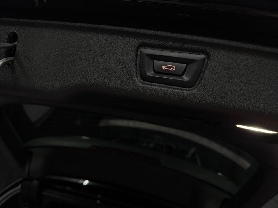 BMW 330e 2,0 Touring M-Sport aut. 5d