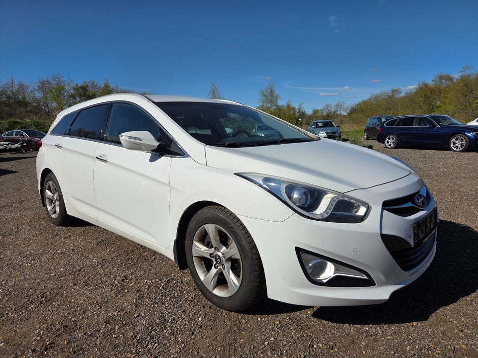 Hyundai i40 1,7 CRDi 136 Premium CW 5d