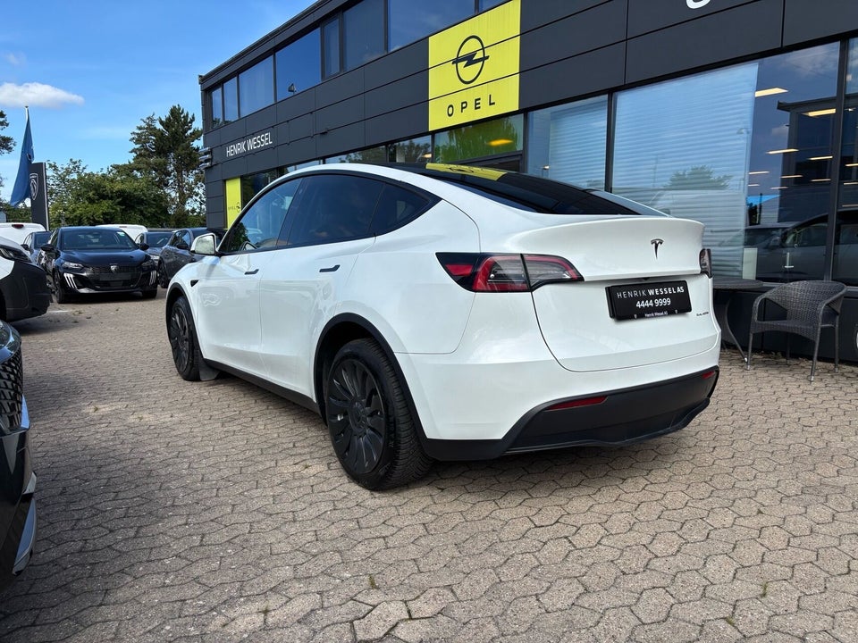 Tesla Model Y Long Range AWD 5d