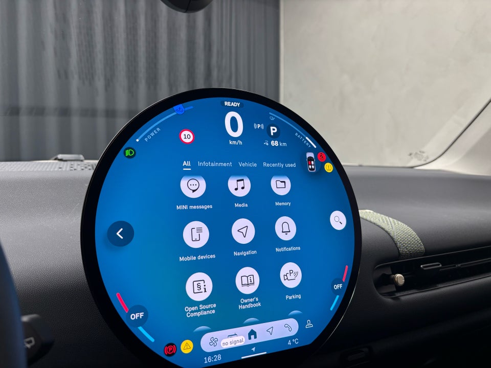 MINI Cooper SE Essential Trim XS 3d