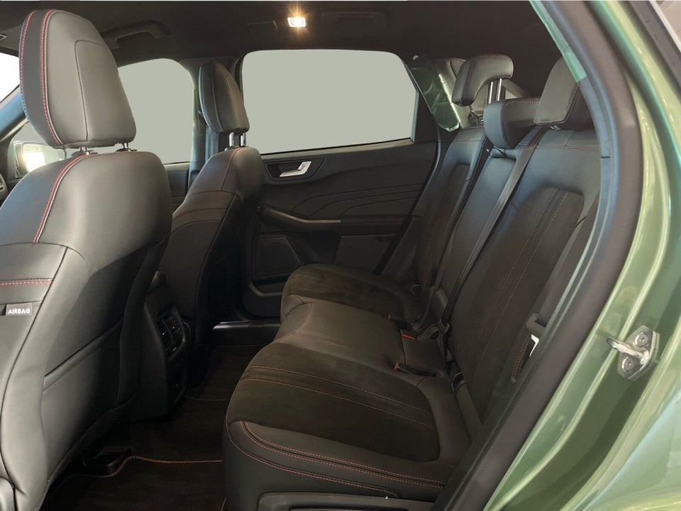 Ford Kuga 2,5 PHEV ST-Line X CVT 5d