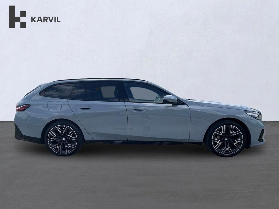 BMW i5 eDrive40 Touring Fully Charged M-Sport 5d