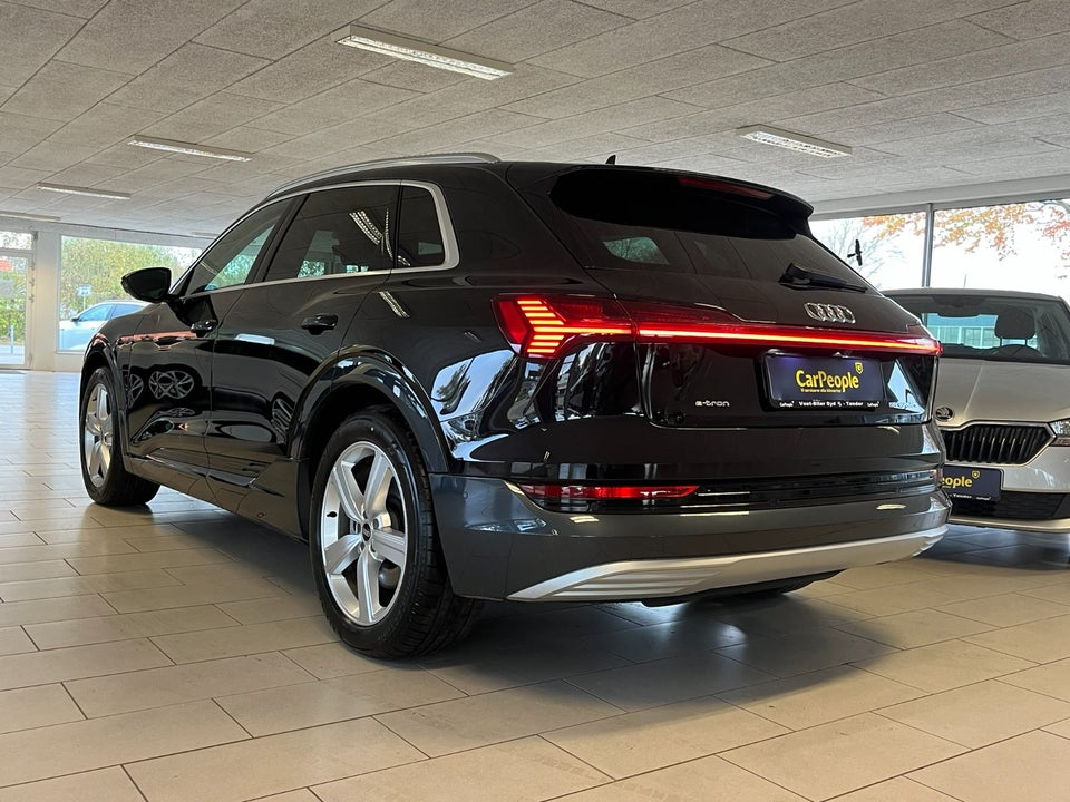 Audi e-tron 55 Advanced quattro 5d