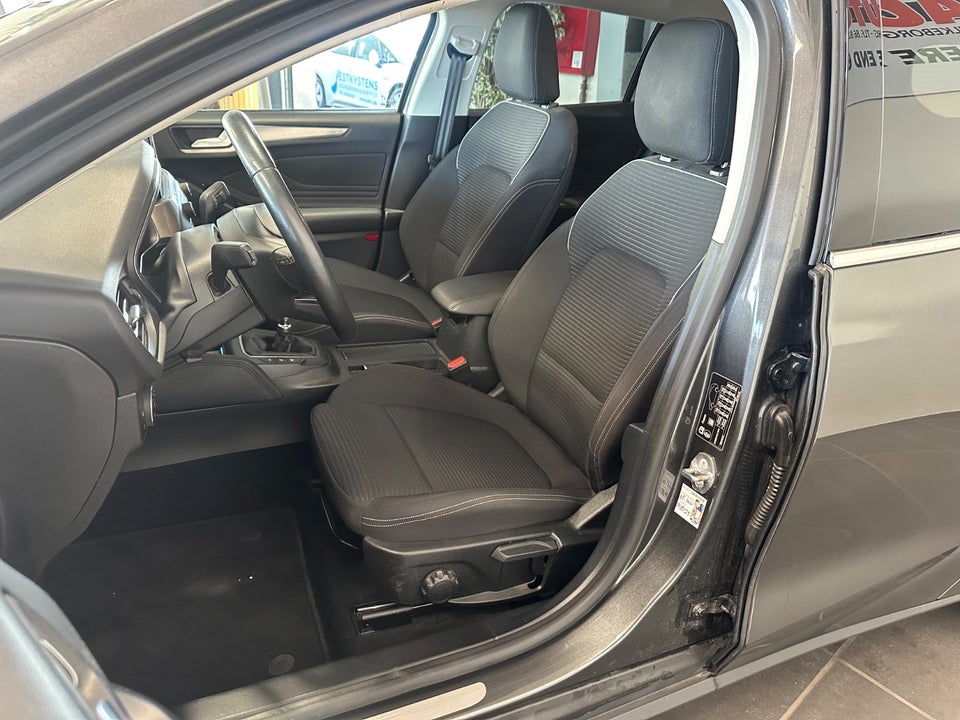 Ford Focus 1,5 EcoBlue Titanium stc. 5d