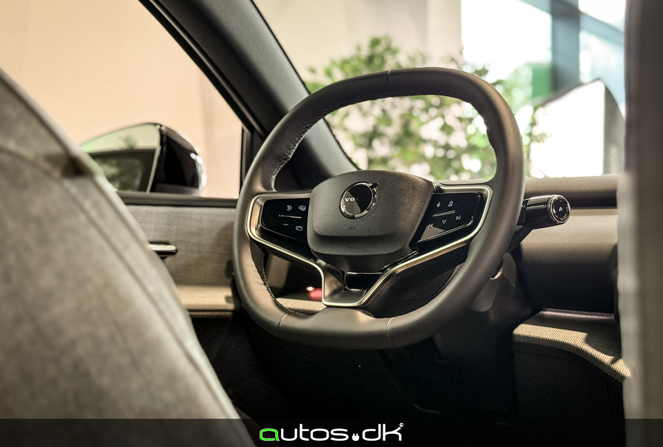 Volvo EX30 Extended Range Ultra 5d