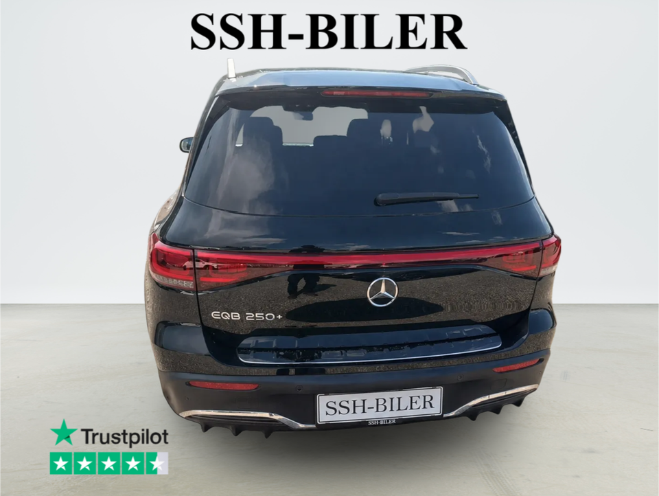Mercedes EQB250+ AMG Line 5d