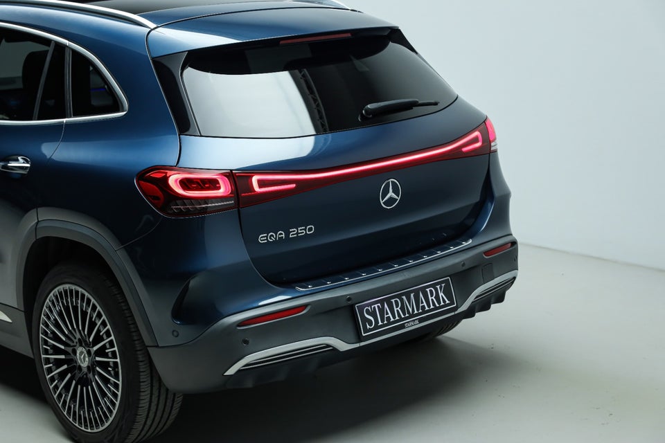 Mercedes EQA250 AMG Line 5d