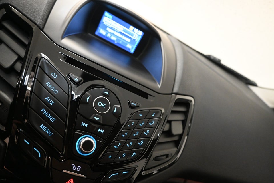 Ford Fiesta 1,0 SCTi 100 Titanium Fun 5d