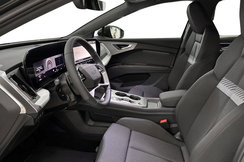Audi Q4 e-tron performance 5d