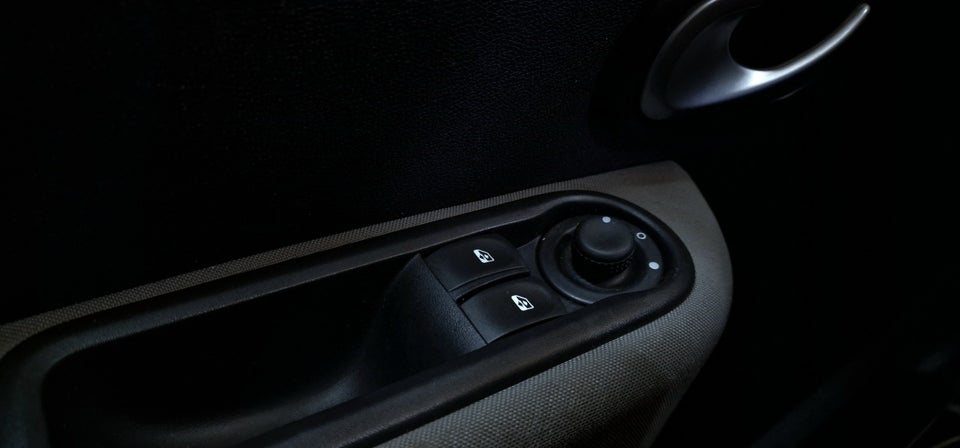 Renault Clio III 1,5 dCi 75 Avantage Sport Tourer 5d