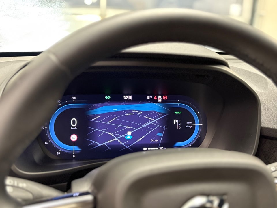 Volvo EX40 Extended Range Core 5d