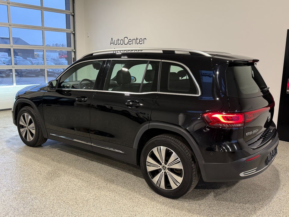 Mercedes EQB250+ Progressive 7prs 5d