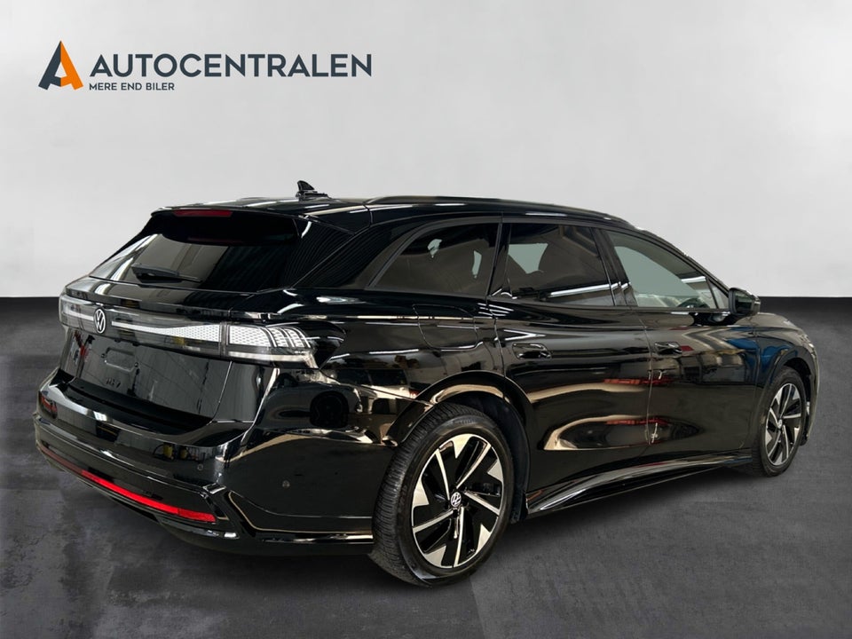 VW ID.7 86 Style S Tourer 5d