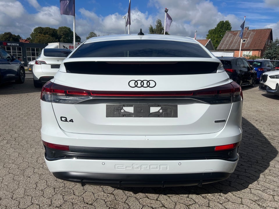 Audi Q4 e-tron 45 S-line Sportback quattro 5d