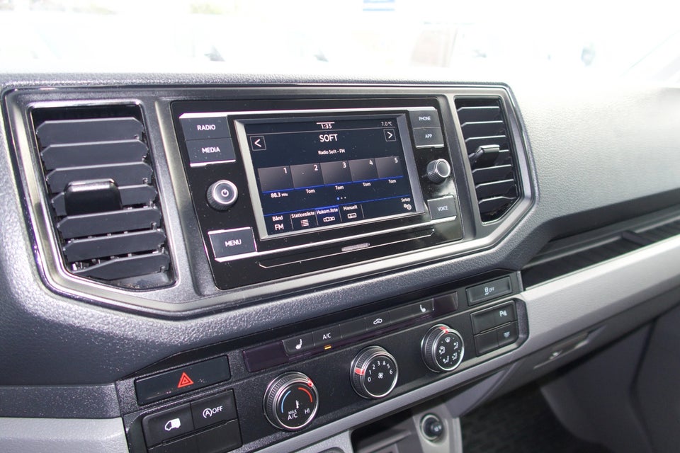 VW Crafter 35 2,0 TDi 177 Kassevogn L3H3 RWD