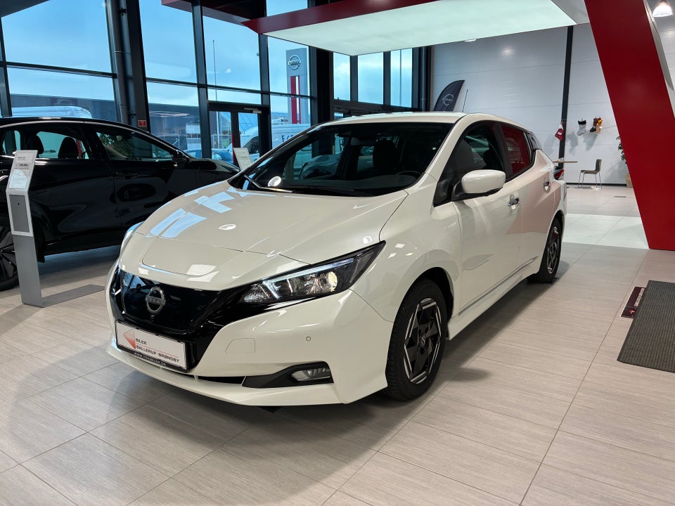 Nissan Leaf 39 Acenta 5d