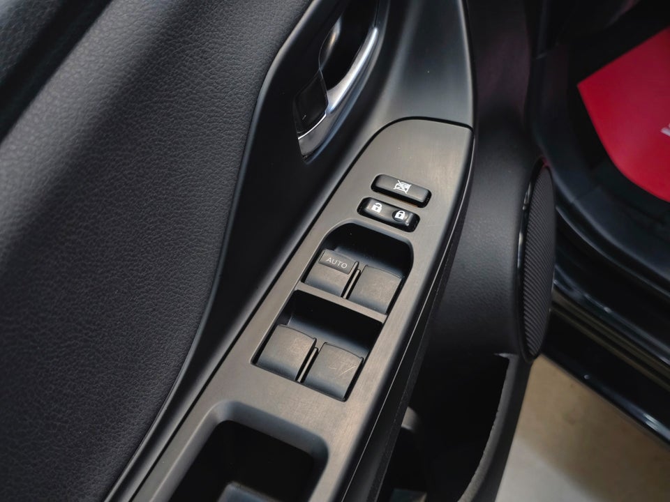 Toyota Yaris 1,5 Hybrid H3 Smart e-CVT 5d