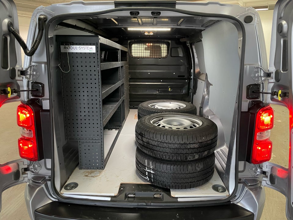 Peugeot Expert 2,0 BlueHDi 122 L3 Premium EAT8 Van