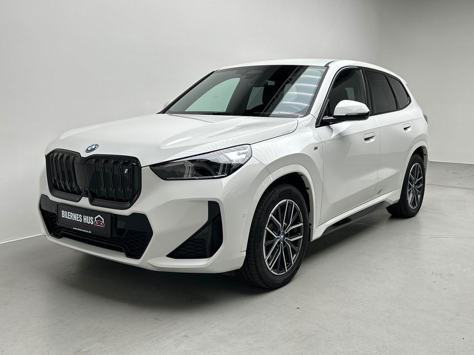 BMW iX1 xDrive30 M-Sport 5d